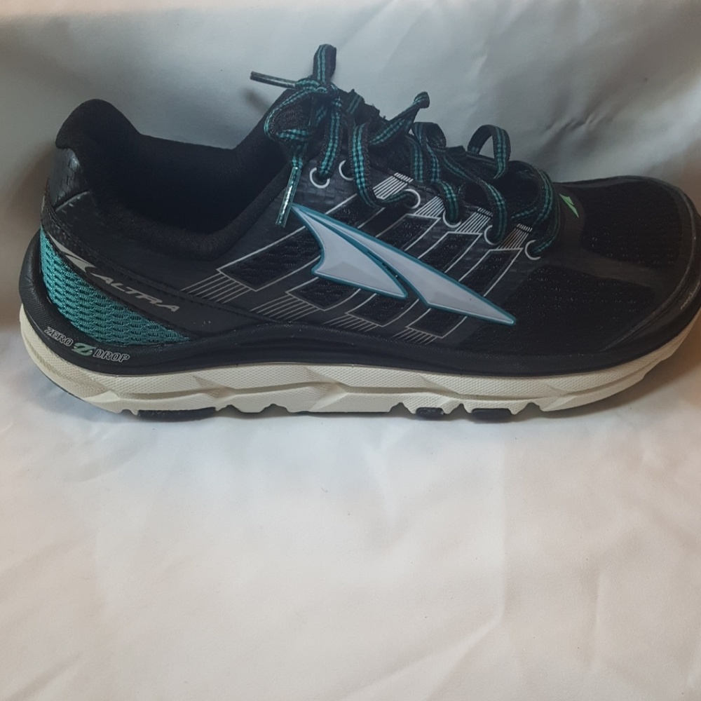 Shoes - Picture 3 of 3